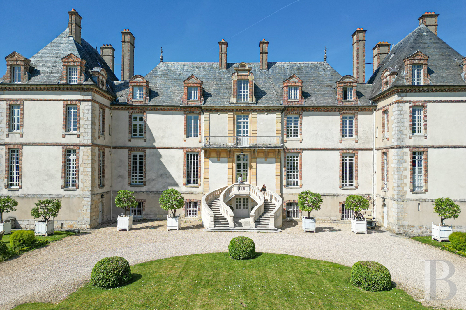 A 17th century family chateau in Seine-et-Marne, between Fontainebleau and Nemours - photo  n°7